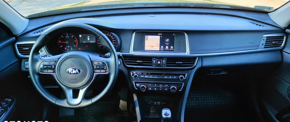 Kia Optima cena 59900 przebieg: 229000, rok produkcji 2018 z Żory małe 667